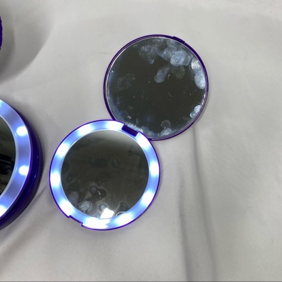 Travel Light Up Makeup Mirrors Set of 2 - Picture 10 of 12